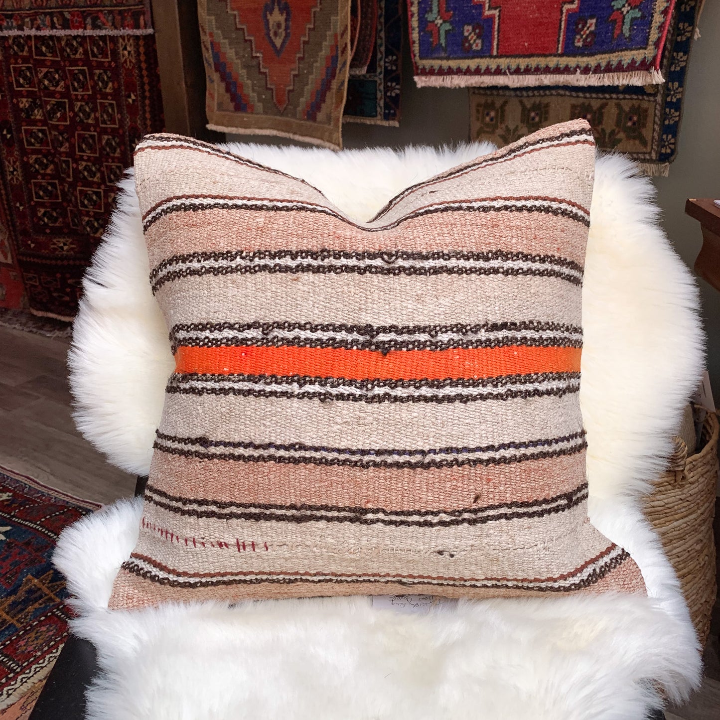 No. P322 - 18" X 18" Turkish Rug Pillow Cover