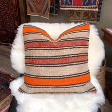 Load image into Gallery viewer, No. P320 - 18&quot; X 18&quot; Turkish Rug Pillow Cover
