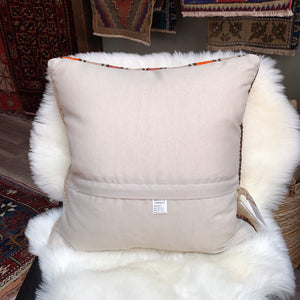 No. P320 - 18" X 18" Turkish Rug Pillow Cover