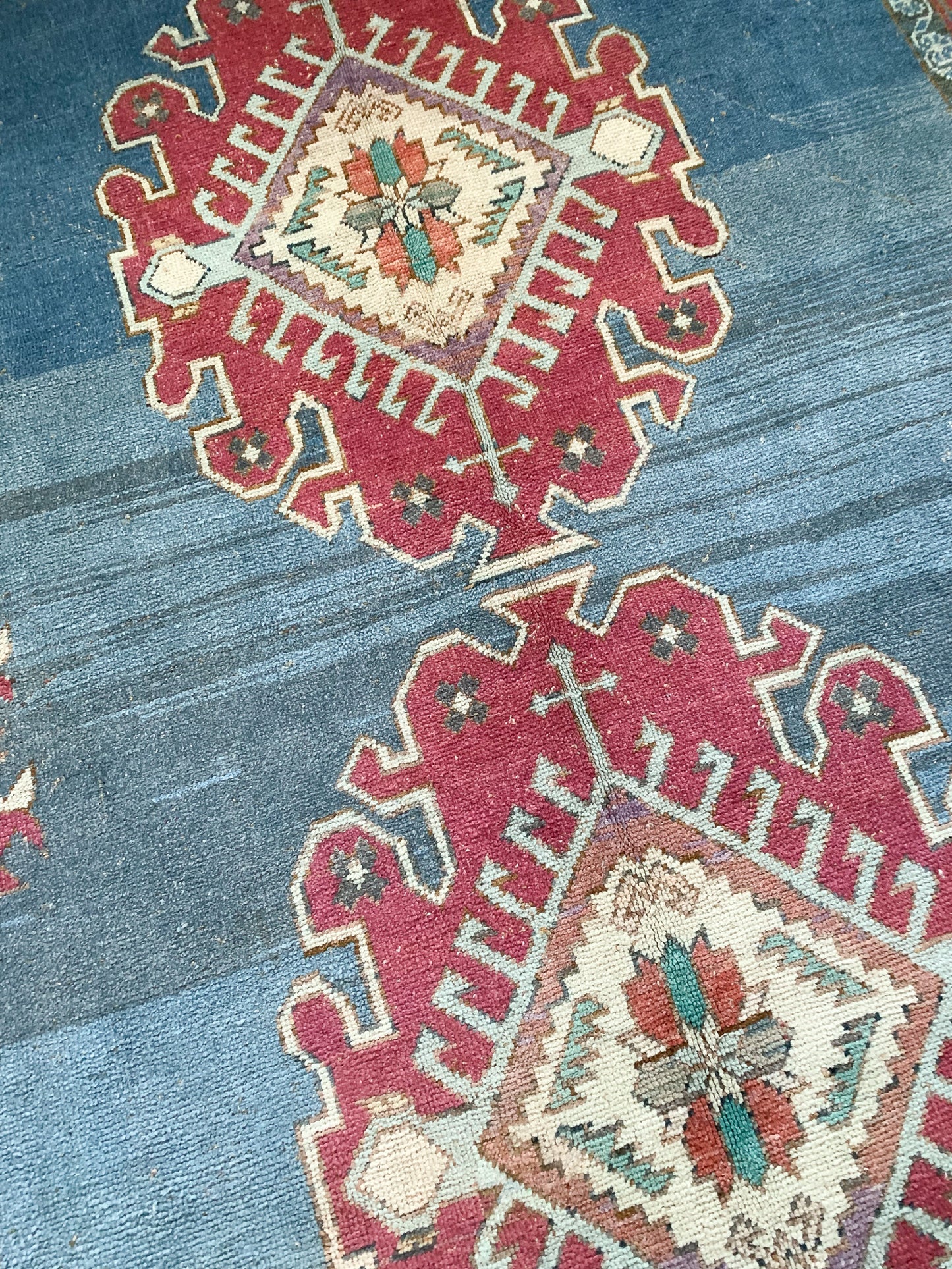 No. A1041 - 5.7' x 8.3' Vintage Turkish Area Rug