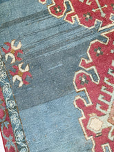 Load image into Gallery viewer, No. A1041 - 5.7&#39; x 8.3&#39; Vintage Turkish Area Rug
