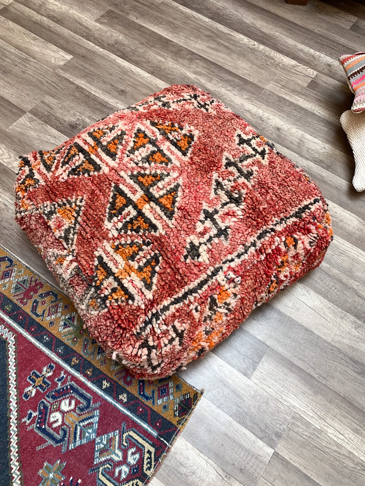Moroccan Rug Floor Pouf / Pet Bed #358