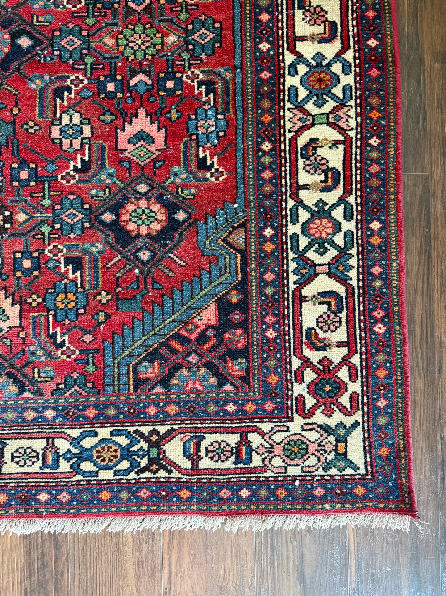 Vintage Heriz Area Rug No. A1242 - 4.1'x6.3'