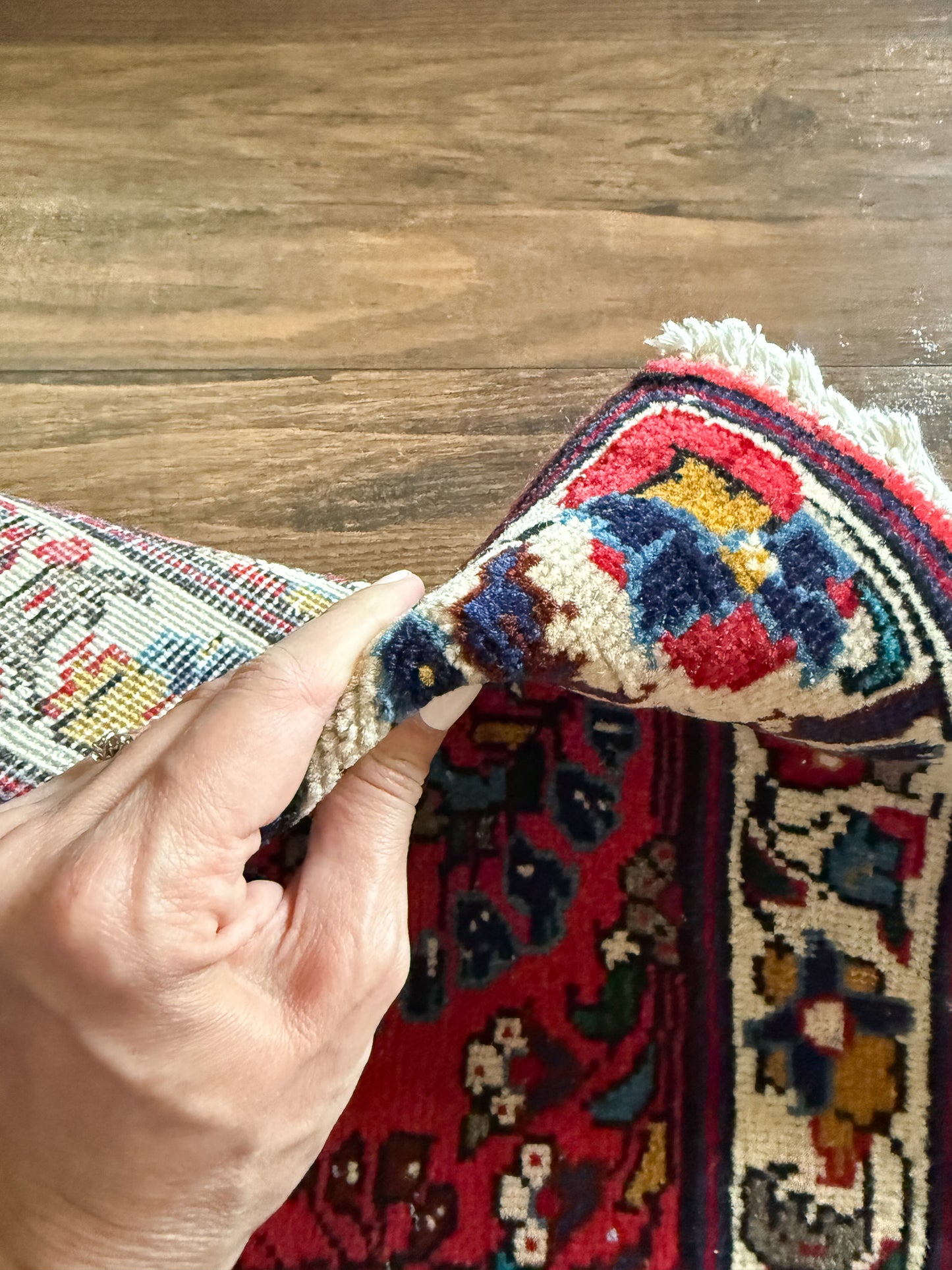 Vintage Sarouk Area Rug No. A1243 - 2.4'x4.4'