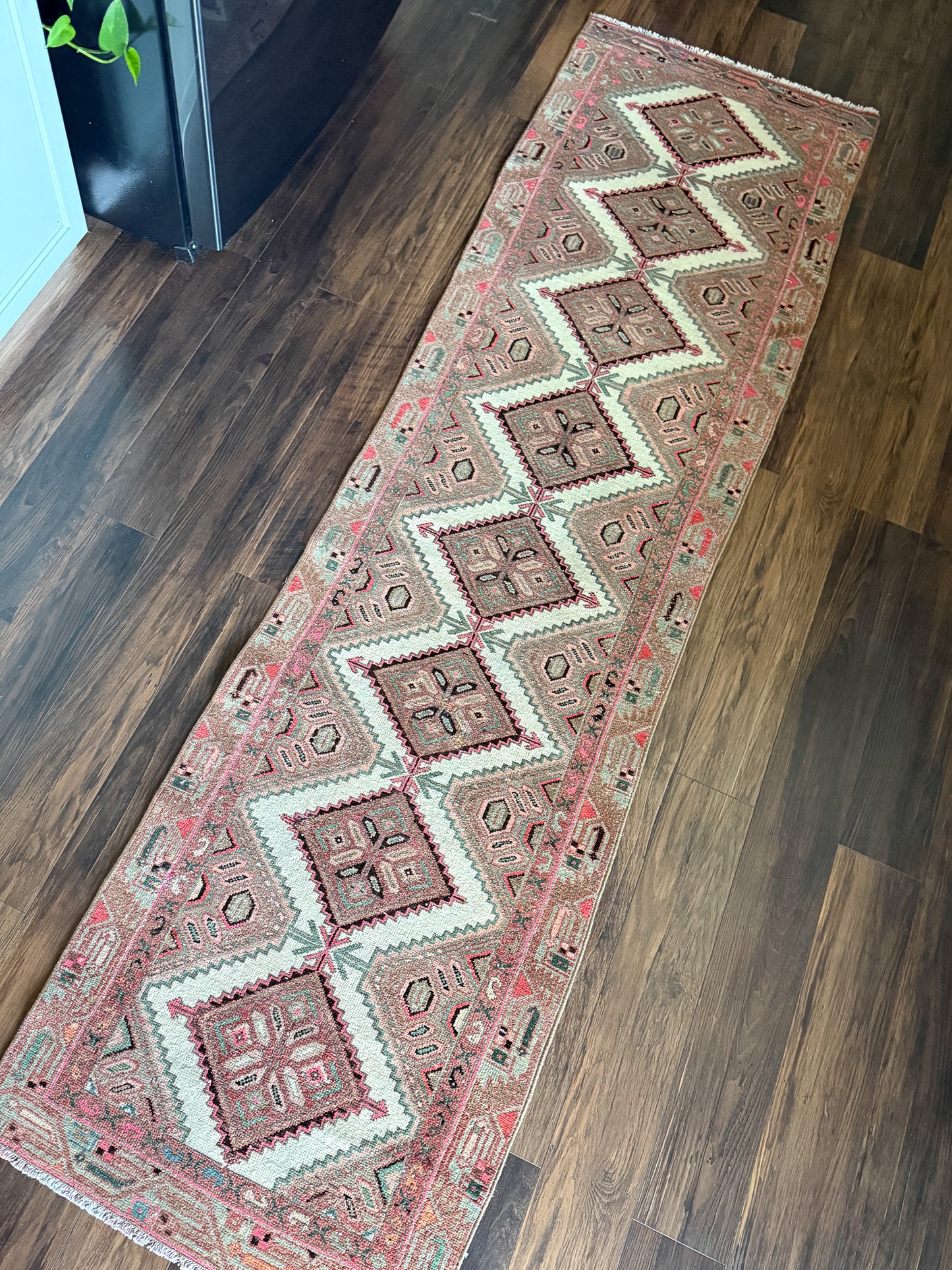 Vintage Hamadan Runner Rug No. R1250 - 2.3’x8.7’