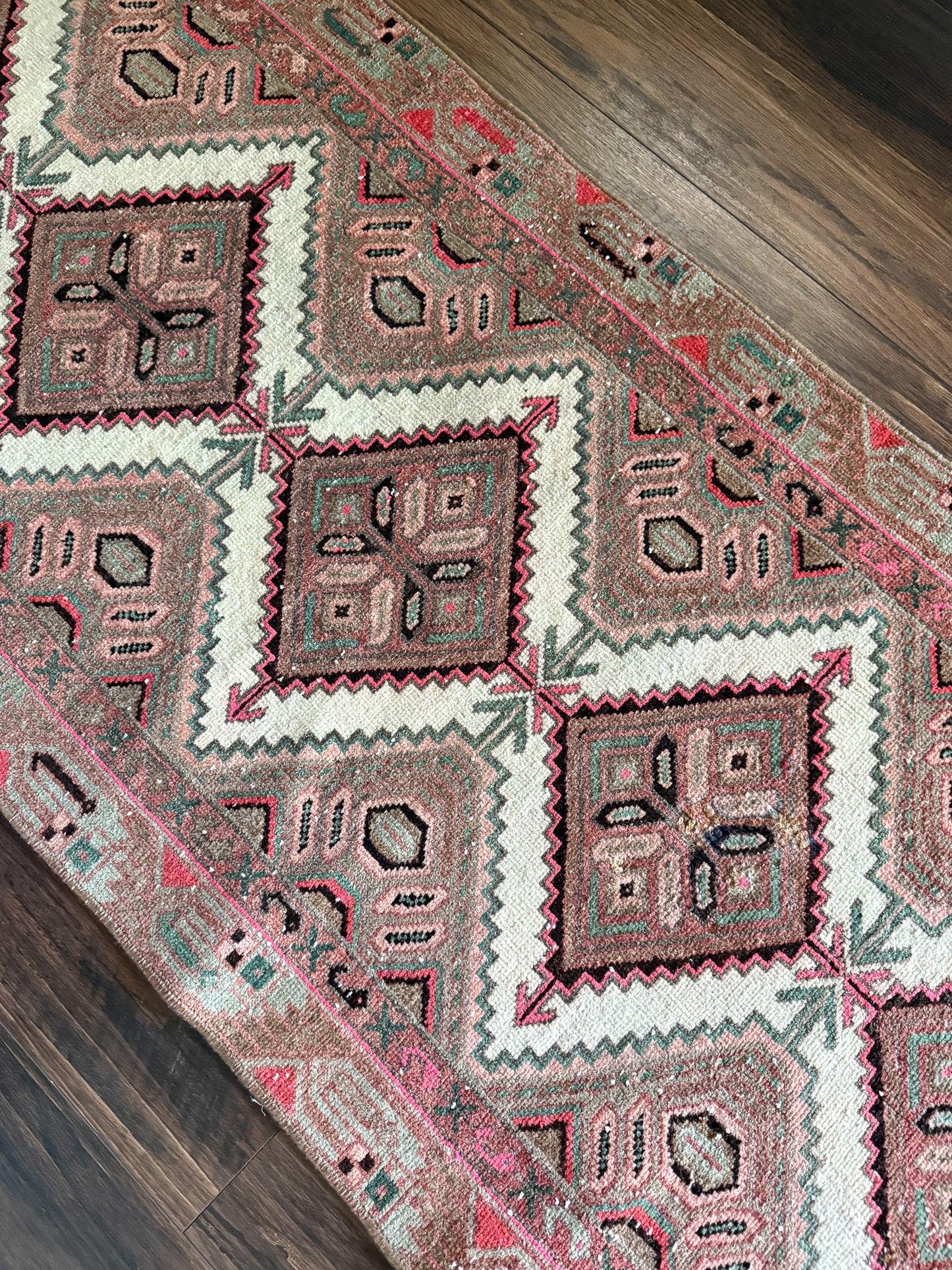 Vintage Hamadan Runner Rug No. R1250 - 2.3’x8.7’