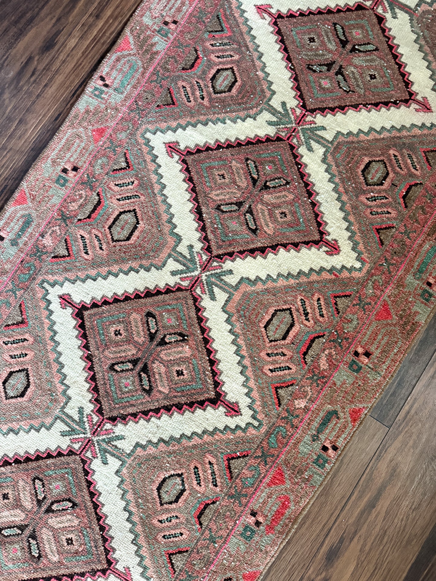 Vintage Hamadan Runner Rug No. R1250 - 2.3’x8.7’
