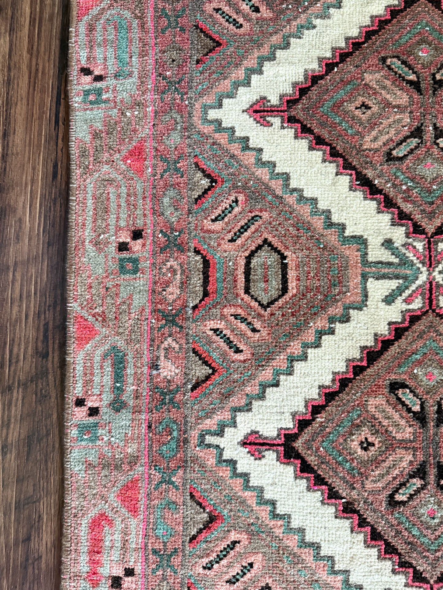 Vintage Hamadan Runner Rug No. R1250 - 2.3’x8.7’