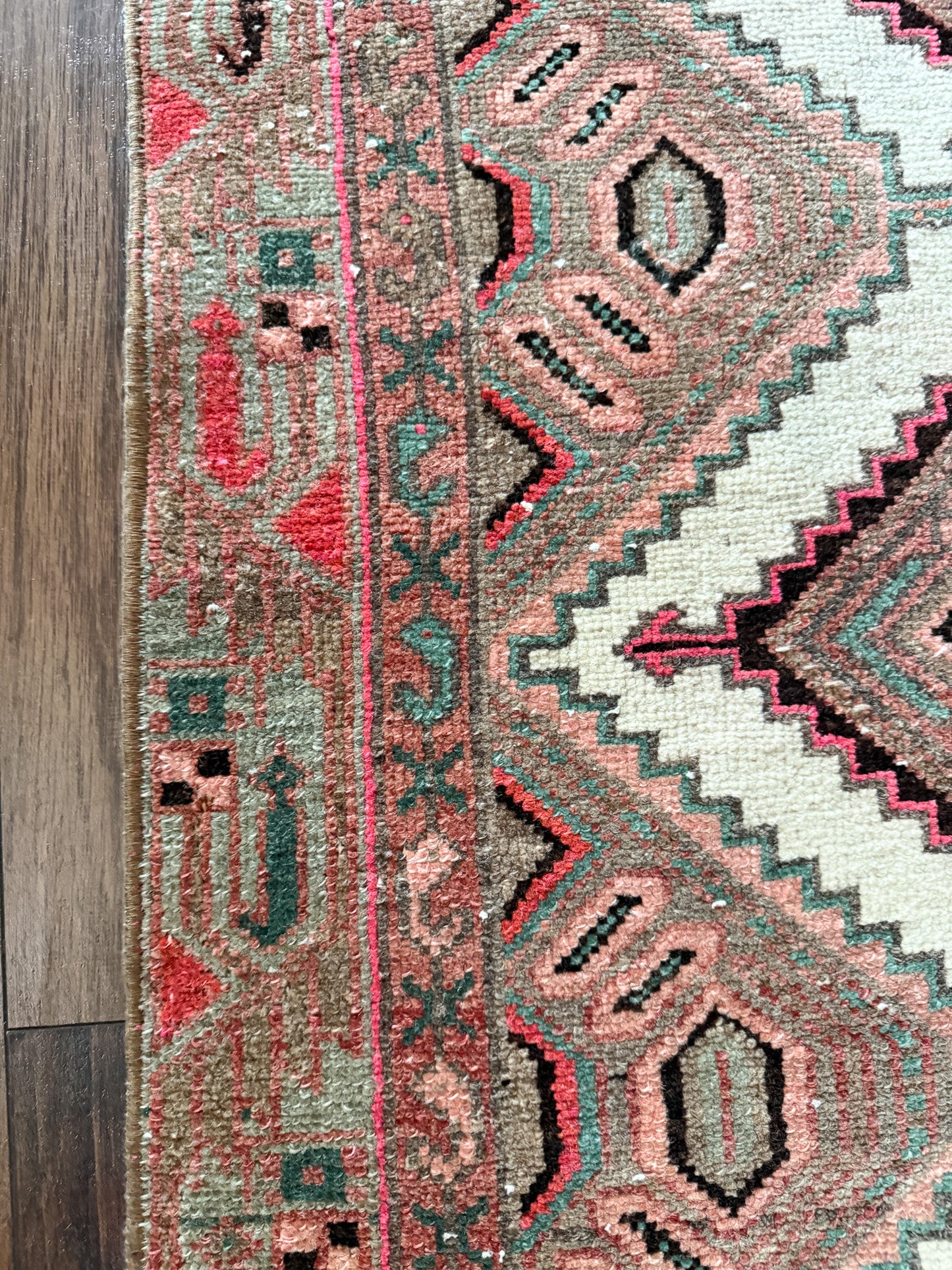 Vintage Hamadan Runner Rug No. R1250 - 2.3’x8.7’