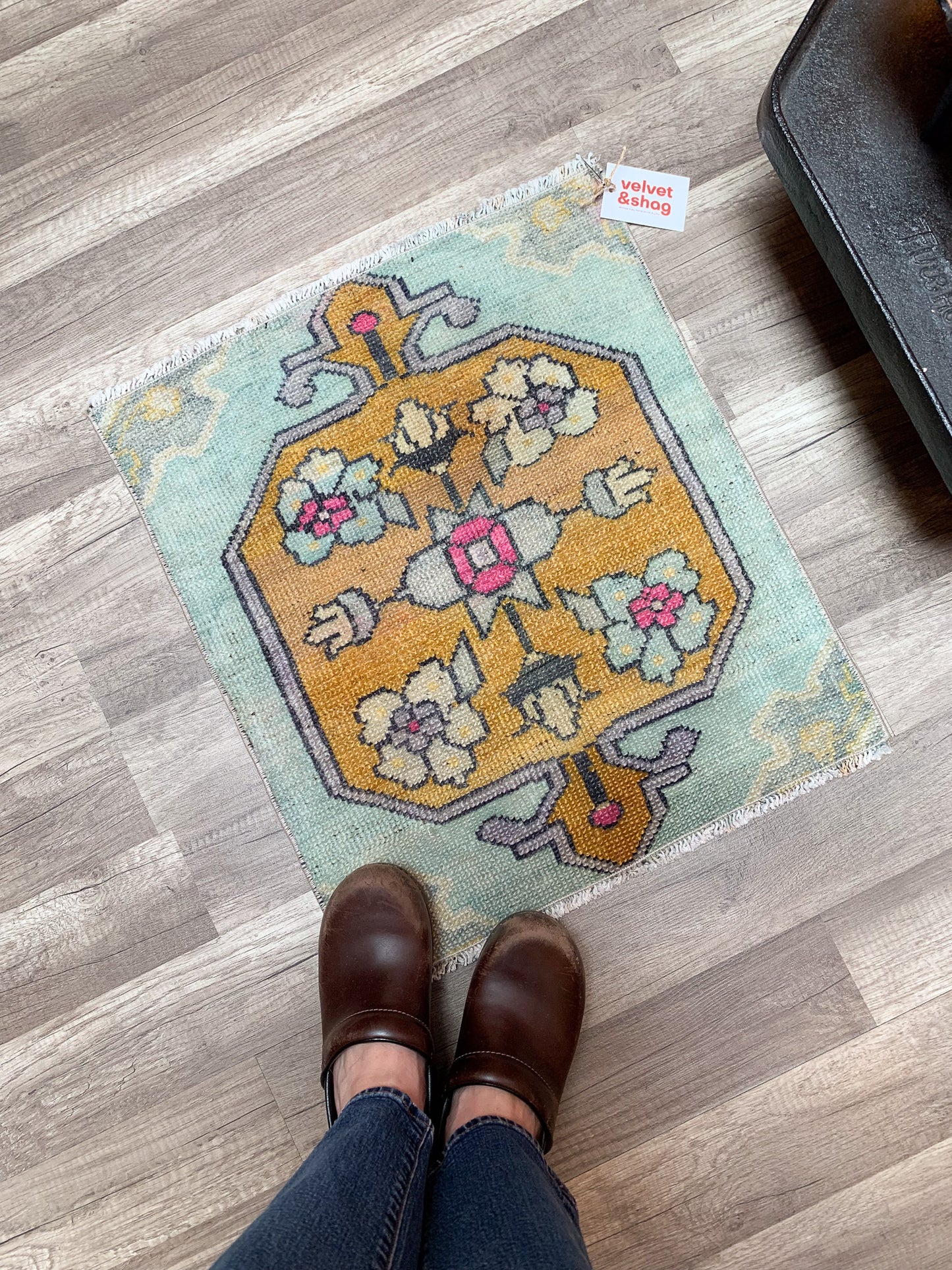 Vintage Turkish Mini Rug 1.7'x2' - No. 656