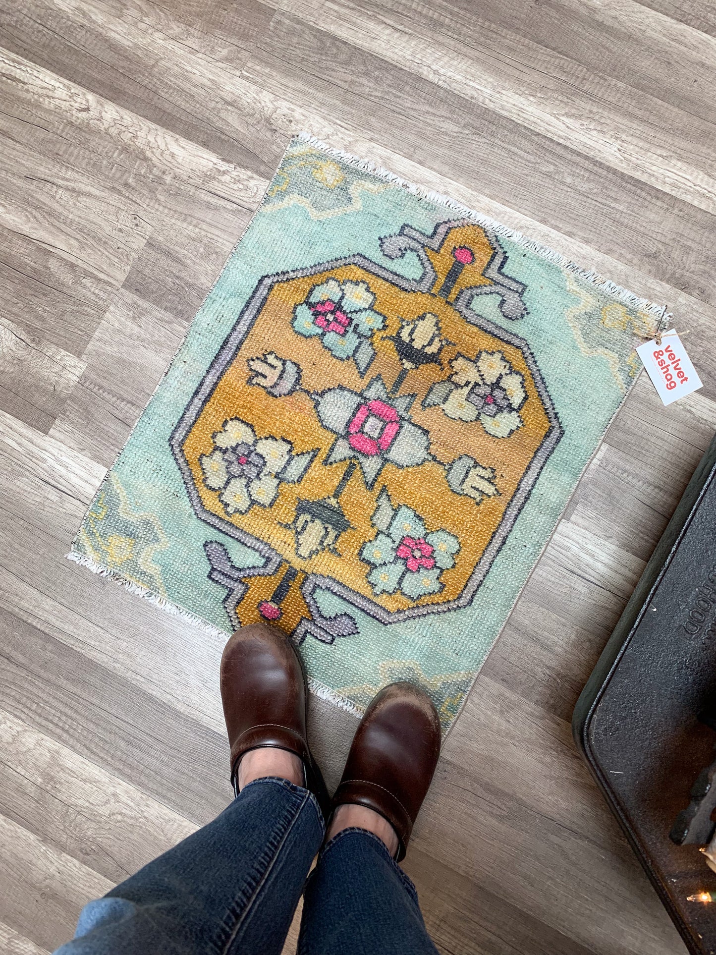 Vintage Turkish Mini Rug 1.7'x2' - No. 656
