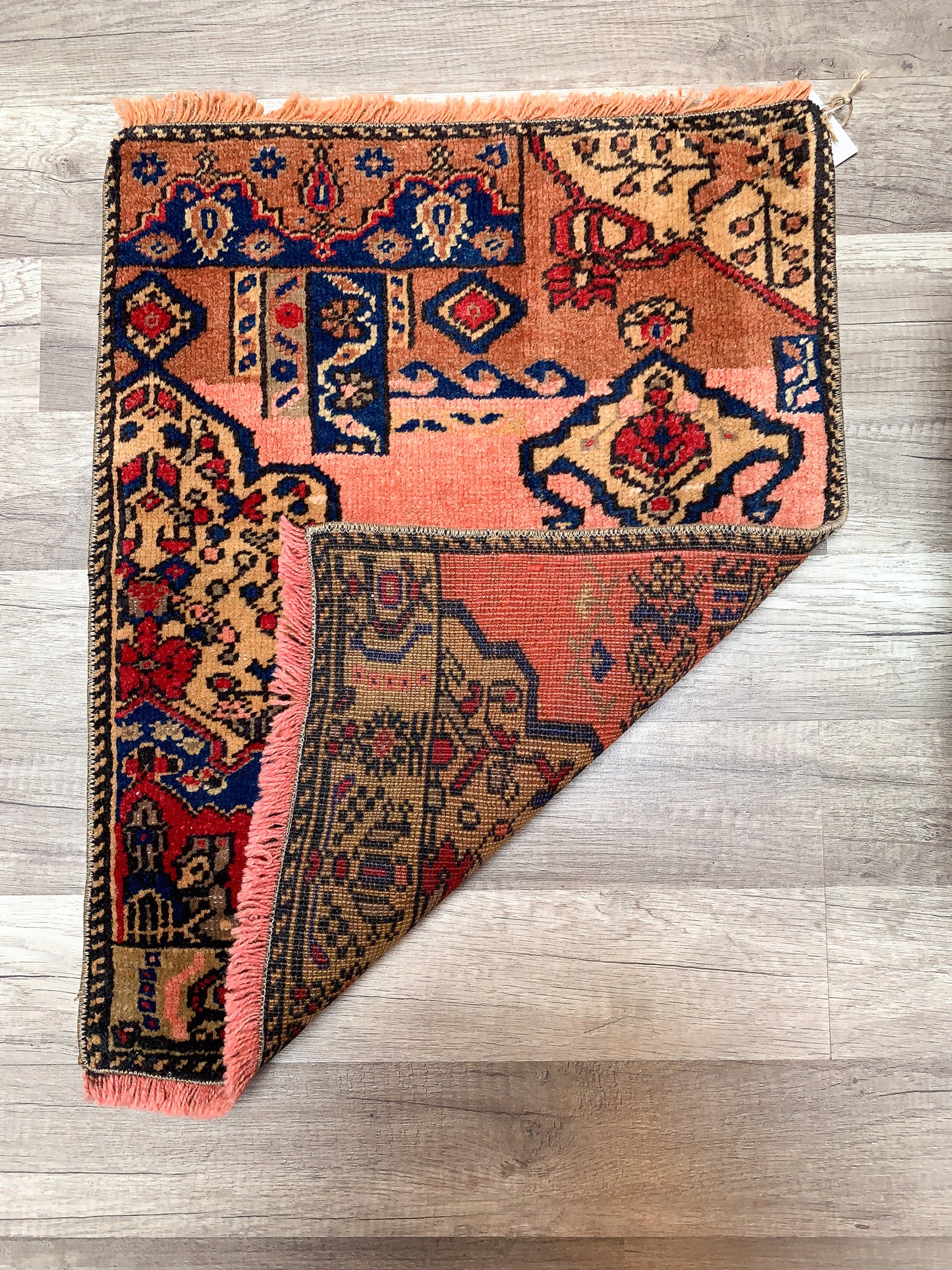 Vintage Turkish Mini Rug 1.5'x2.1' - No. 658