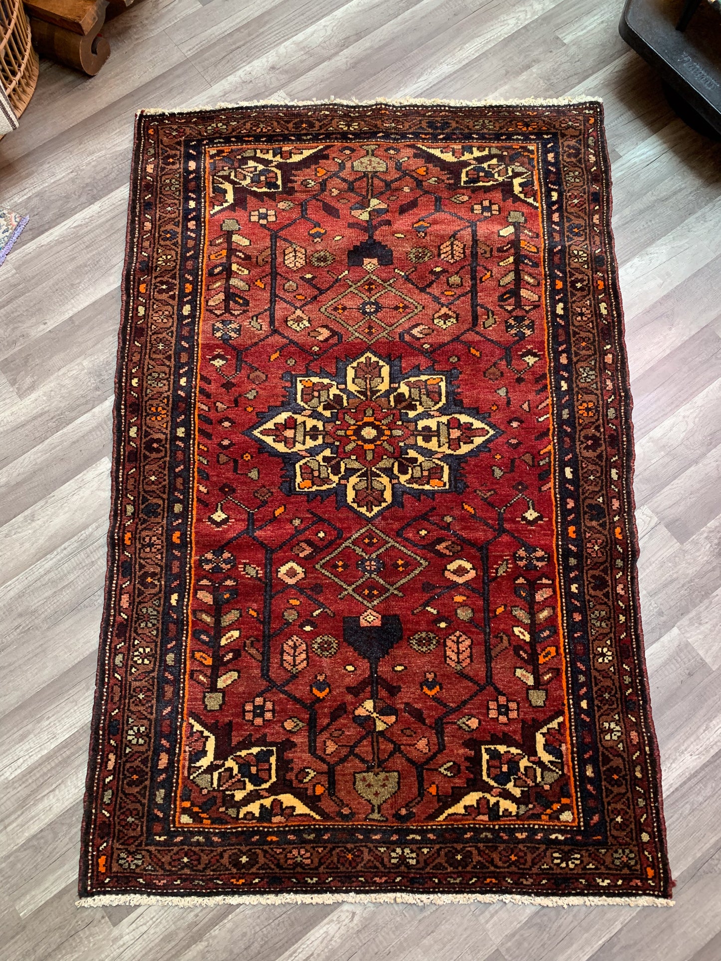 Vintage Persian Area Rug No. A1167 - 3.5' x 5.4'
