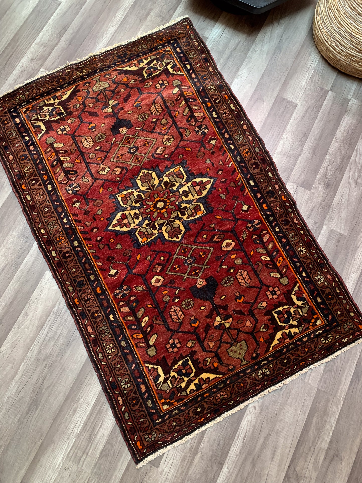 Vintage Persian Area Rug No. A1167 - 3.5' x 5.4'