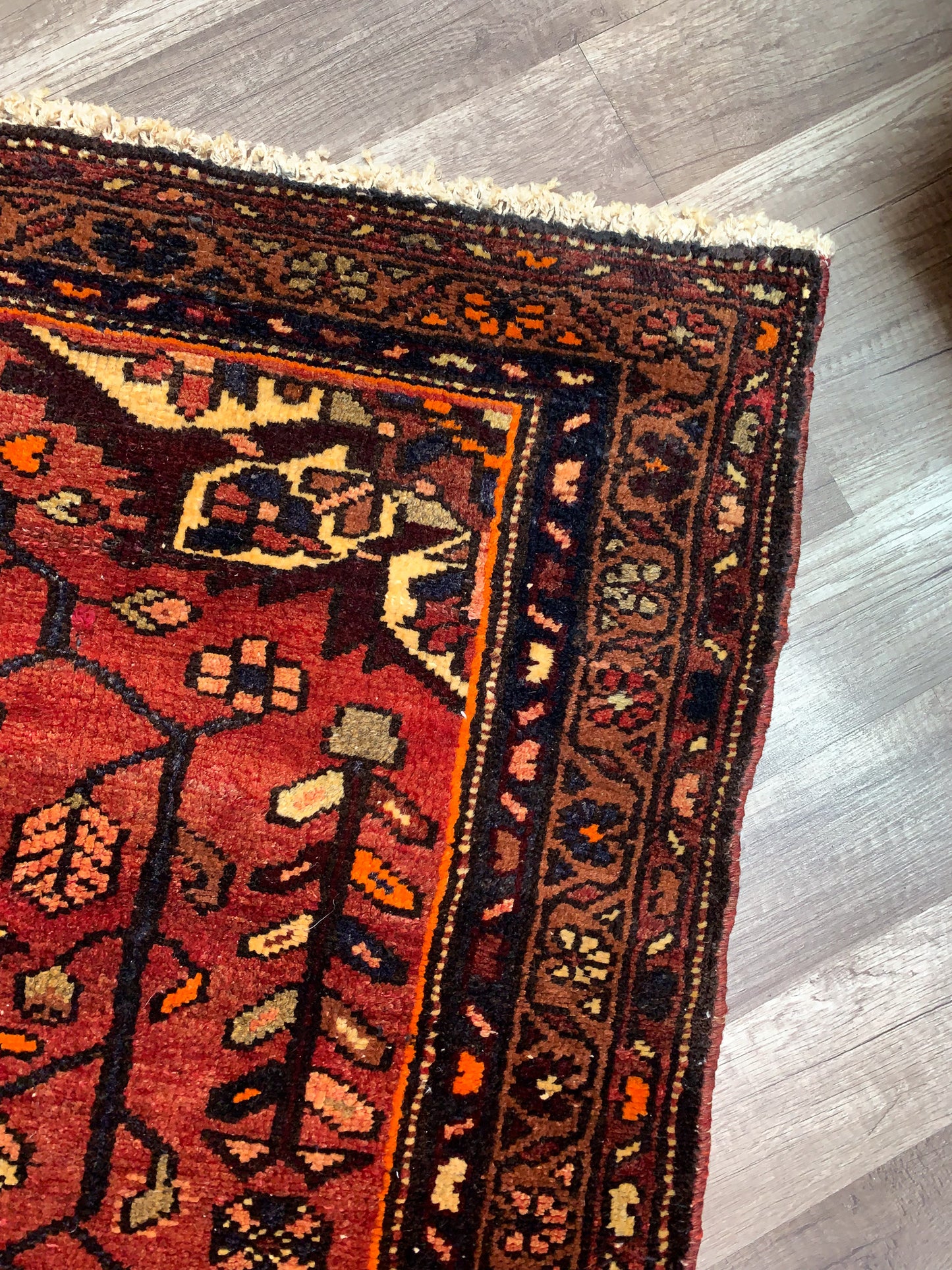 Vintage Persian Area Rug No. A1167 - 3.5' x 5.4'