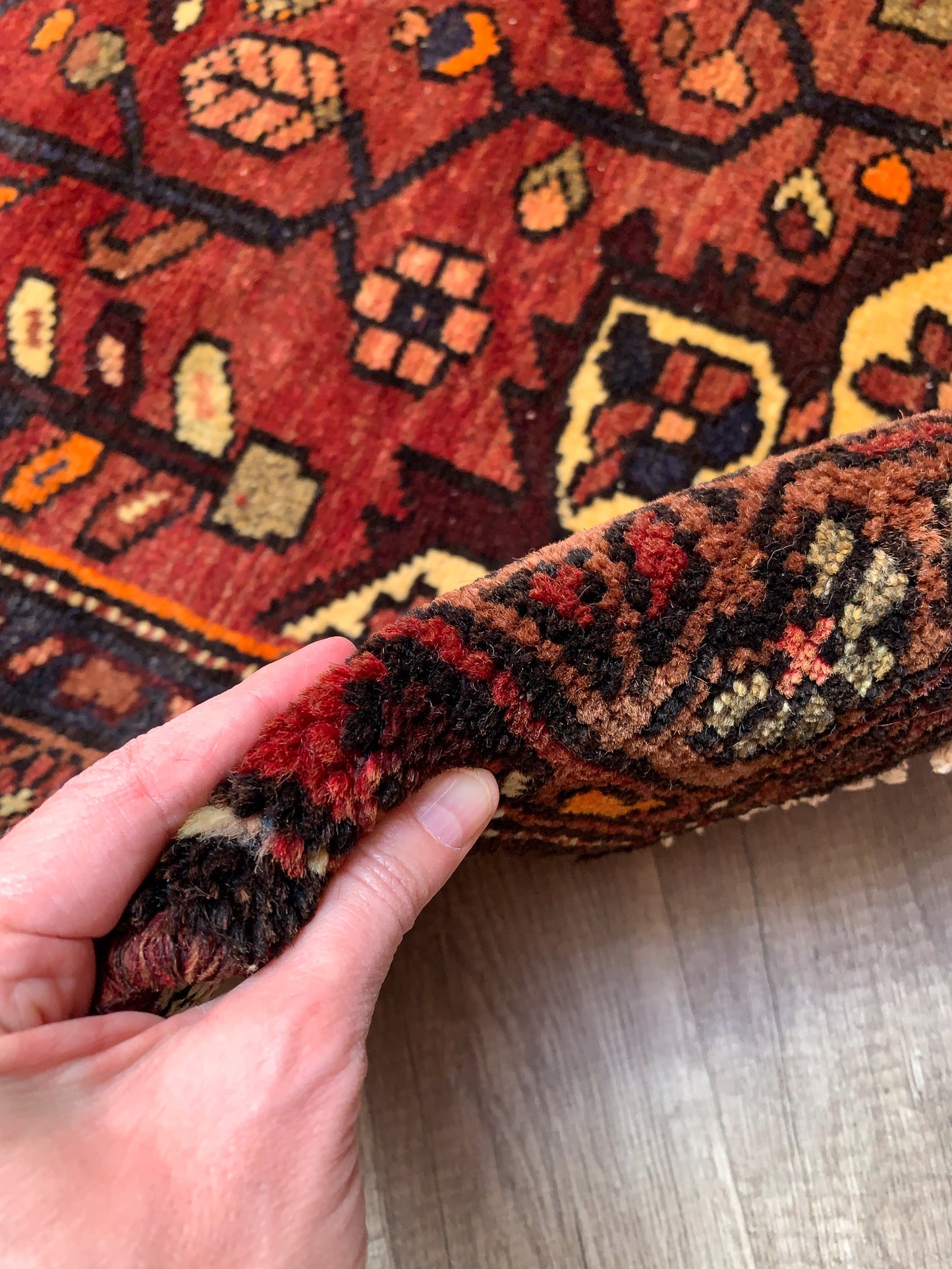 Vintage Persian Area Rug No. A1167 - 3.5' x 5.4'