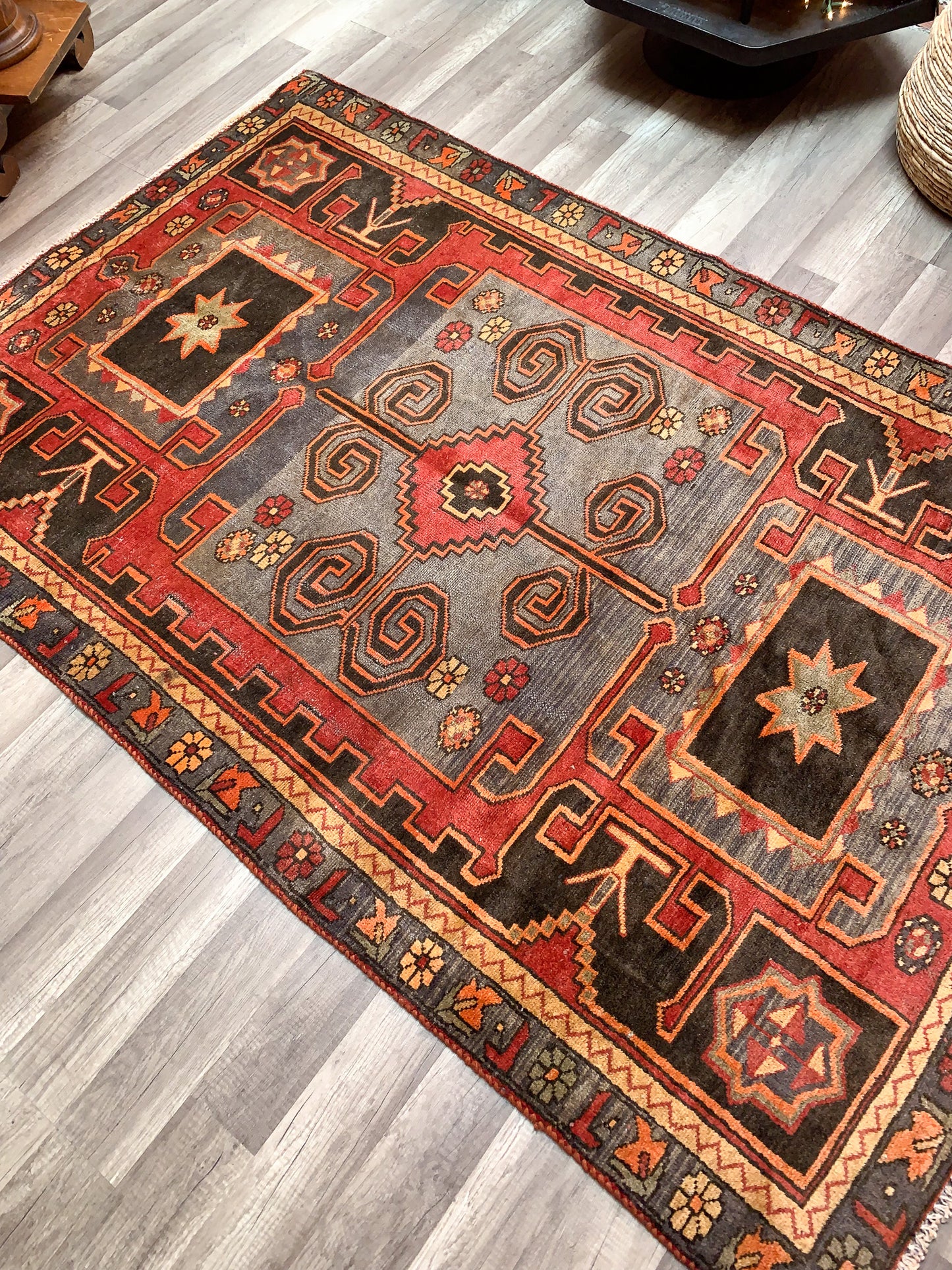 Vintage Persian Area Rug No. A1166 - 4.3' x 6.5'