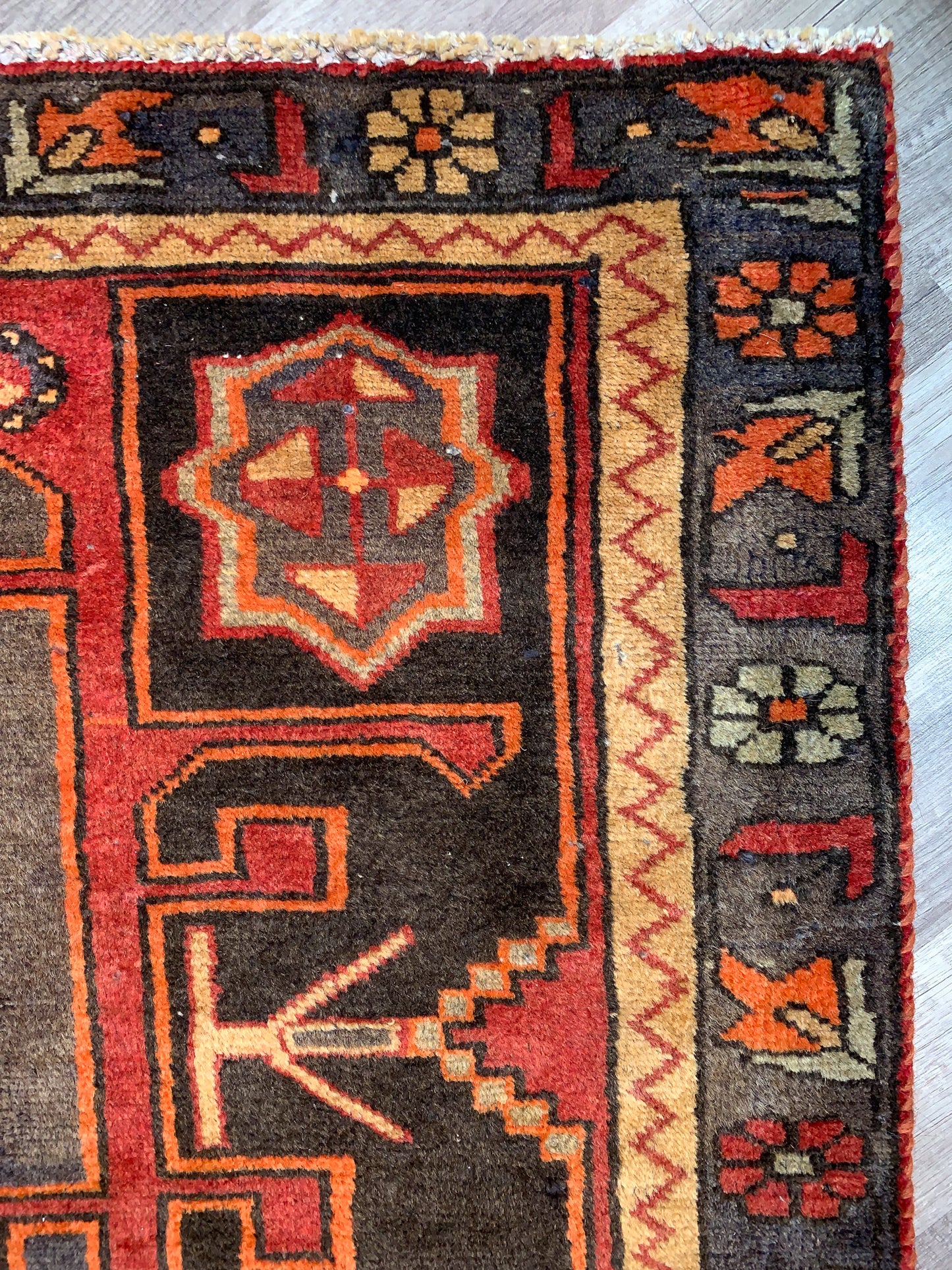 Vintage Persian Area Rug No. A1166 - 4.3' x 6.5'