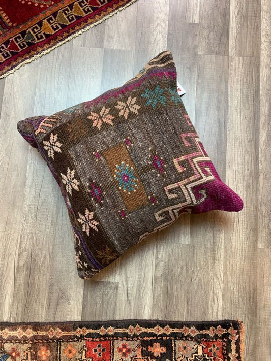 No. P374- 20" X 20" Turkish Rug Pillow Cover