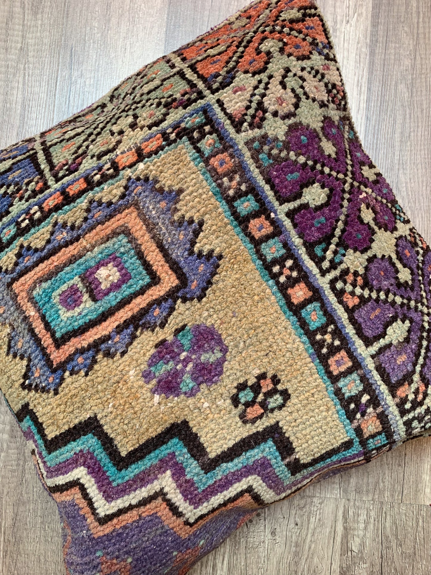 No. P378- 16" X 16" Turkish Rug Pillow Cover