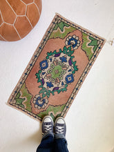 Load image into Gallery viewer, No. 555 - 1.5&#39; x 2.8&#39; Vintage Turkish Mini Rug

