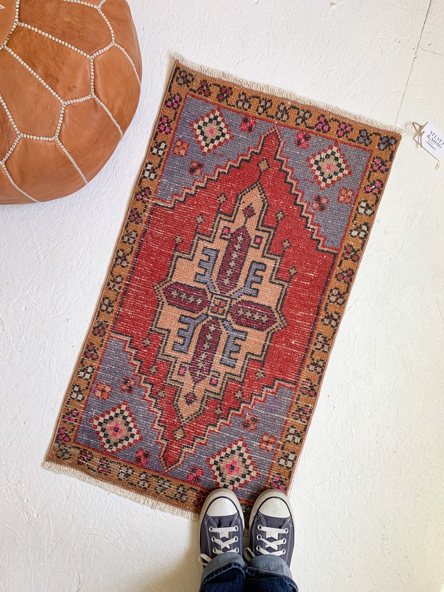 No. 558- 1.7' x 3.1' Vintage Turkish Mini Rug