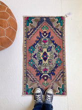 Load image into Gallery viewer, No. 556 - 1.7&#39; x 3.2&#39; Vintage Turkish Mini Rug
