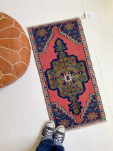 Load image into Gallery viewer, Reserved for Omar - No. 553 - 1.5&#39; x 3.1&#39; Vintage Turkish Mini Rug
