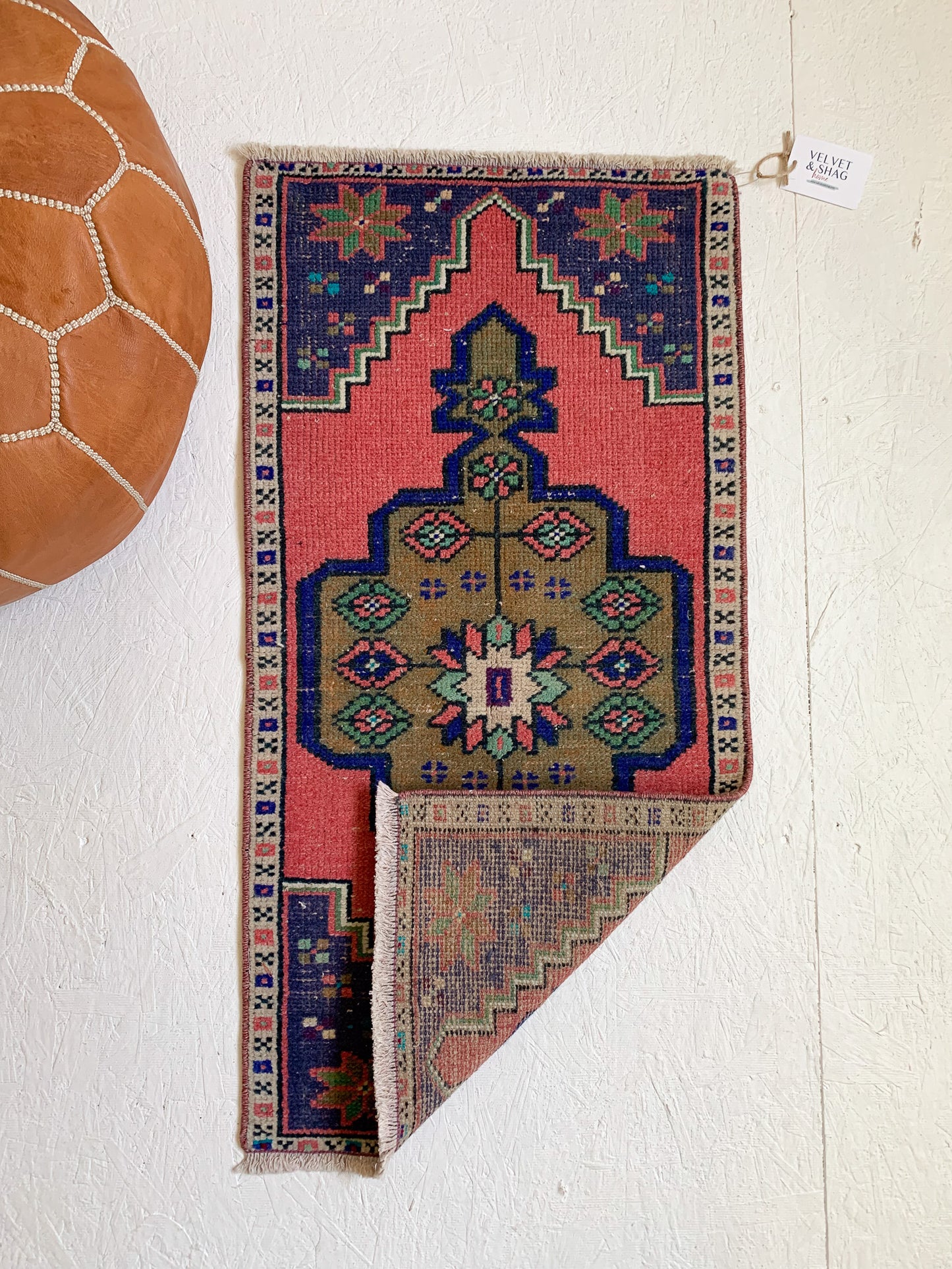 Reserved for Omar - No. 553 - 1.5' x 3.1' Vintage Turkish Mini Rug