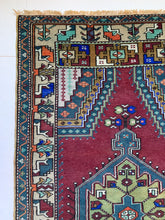 Load image into Gallery viewer, No. A1050 - 3.4&#39; x 6.4&#39; Vintage Turkish Area Rug
