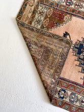 Load image into Gallery viewer, A1054 - 3.9&#39; x 7.4&#39; Vintage Turkish Area Rug
