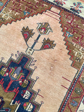 Load image into Gallery viewer, No. A1054 - 3.9&#39; x 7.4&#39; Vintage Turkish Area Rug
