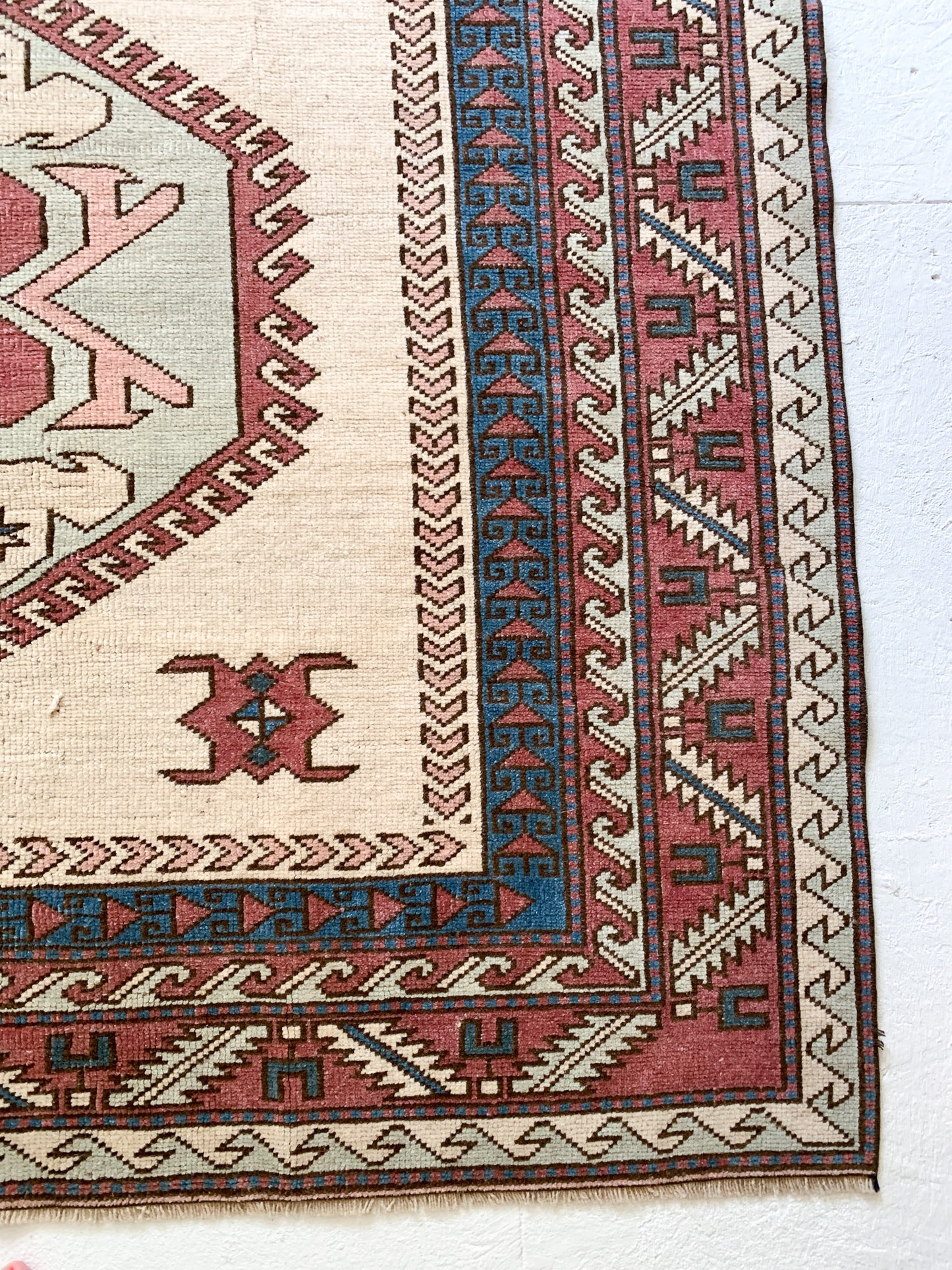 Reserved for Denise - A1055 - 6.6' x 8.8' Vintage Turkish Area Rug