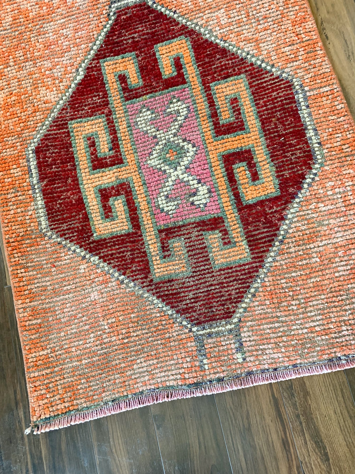 R1126 - 2.8' x 10.3' Vintage Turkish Herki Runner Rug