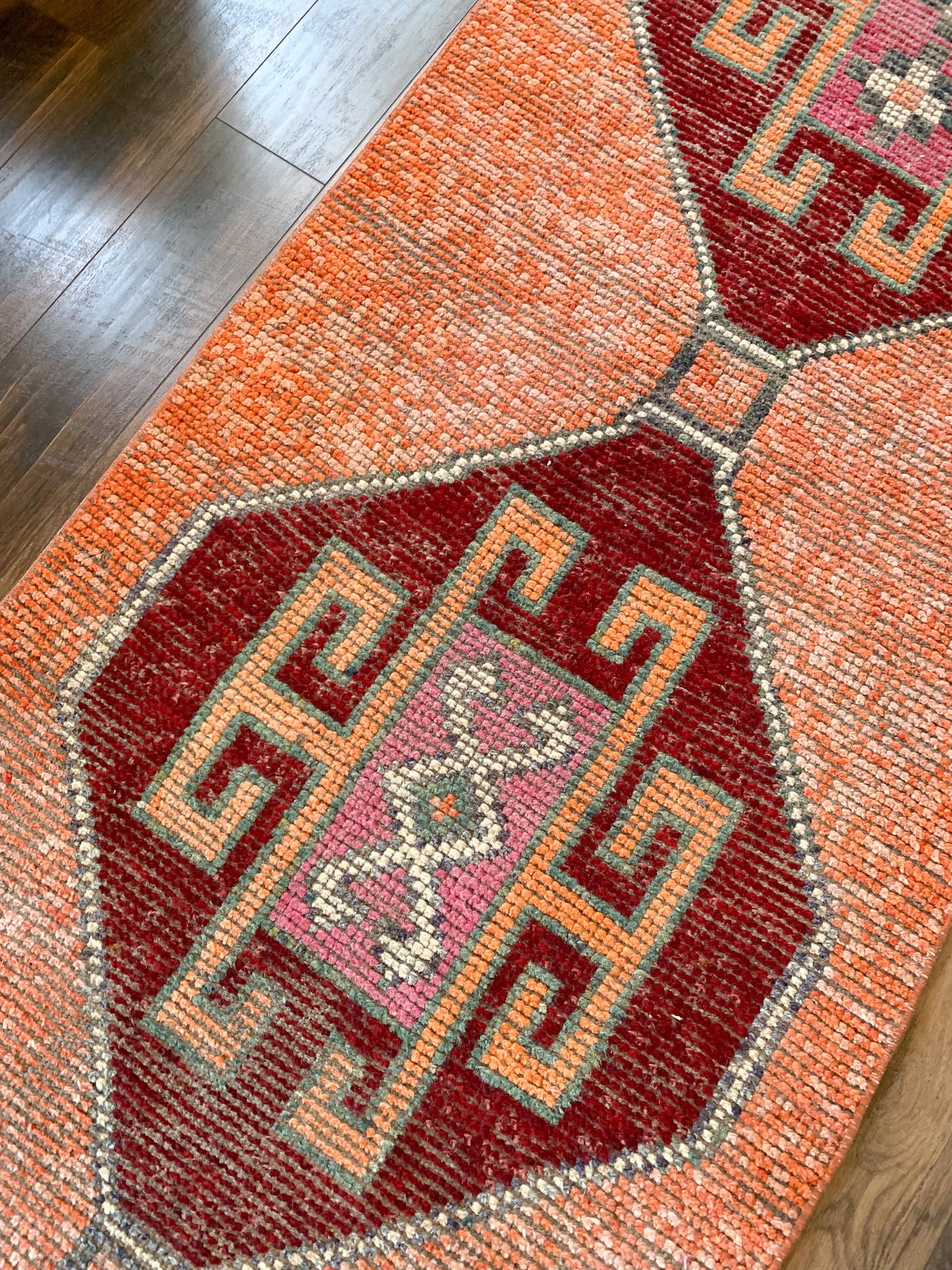 R1126 - 2.8' x 10.3' Vintage Turkish Herki Runner Rug