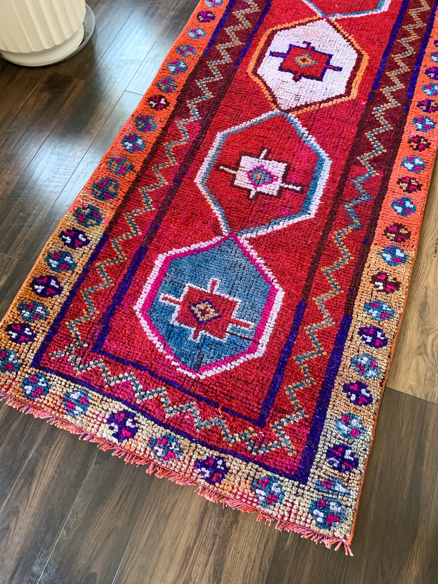 R1130 - 3.0' x 10.3' Vintage Turkish Herki Runner Rug