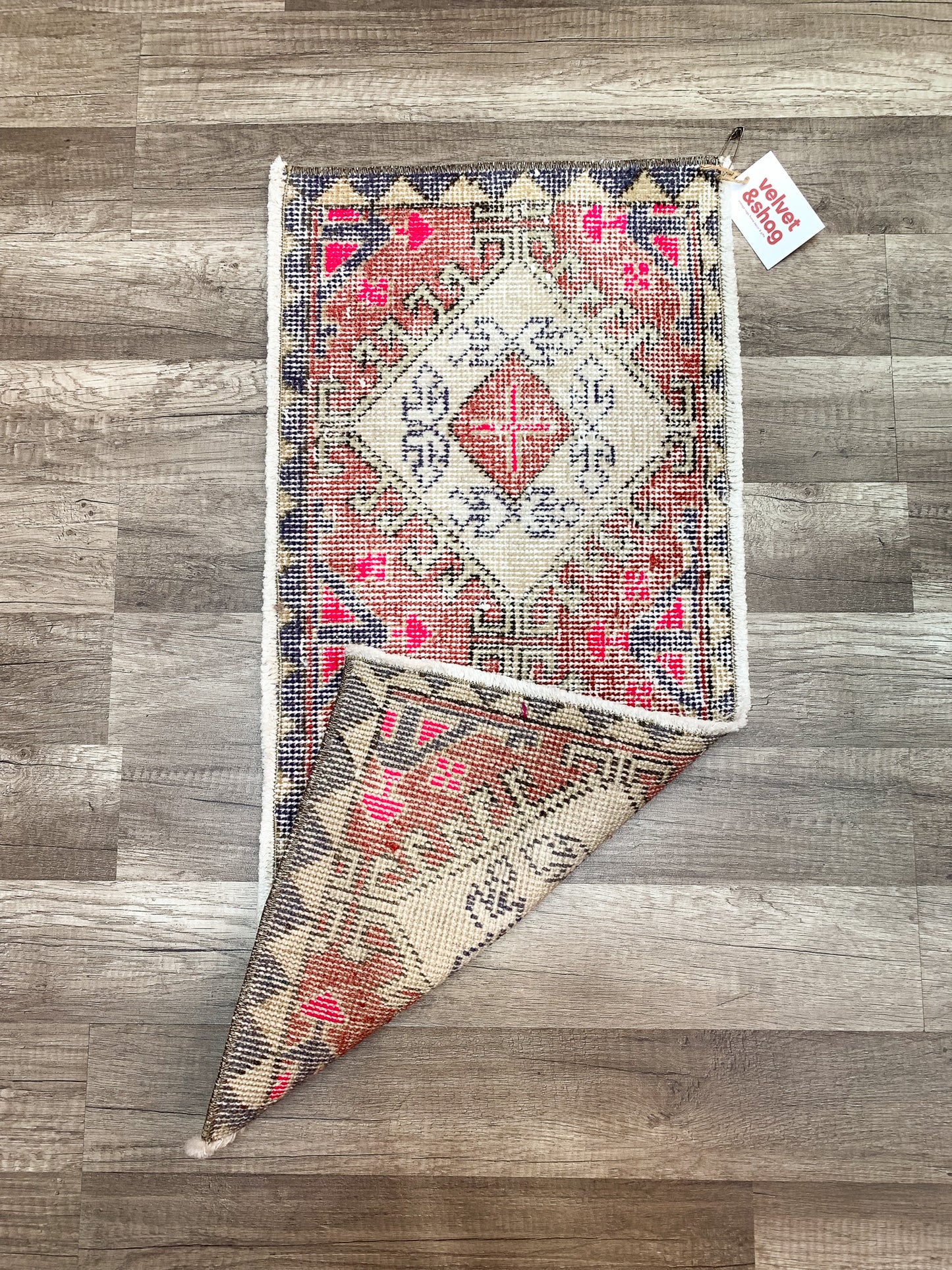 No. 615 - 1.2' x 2.6' Vintage Turkish Mini Rug