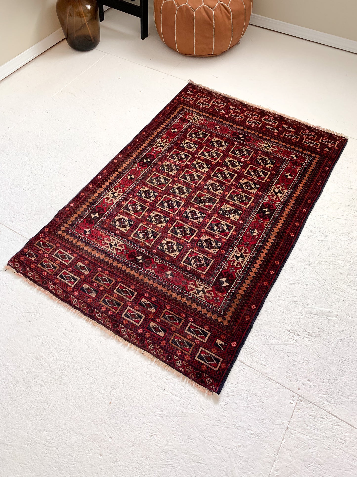 No. A1077 - 2.9' x 4.5' Vintage Persian Turkman Sara Area Rug