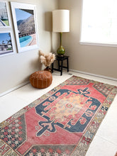 Load image into Gallery viewer, No. A1076 - 4.1&#39; x 8.4&#39; Vintage Turkish Area Rug
