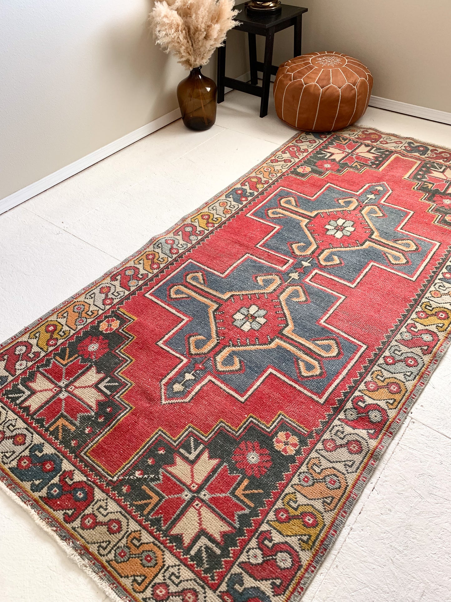 No. A1075 - 4.0' x 8.3' Vintage Turkish Area Rug