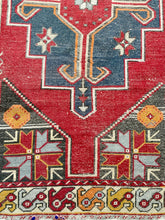 Load image into Gallery viewer, No. A1074 - 4.1&#39; x 8.2&#39; Vintage Turkish Area Rug
