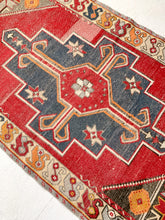 Load image into Gallery viewer, No. A1074 - 4.1&#39; x 8.2&#39; Vintage Turkish Area Rug
