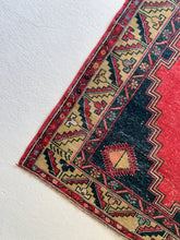 Load image into Gallery viewer, No. A1060 - 3.8&#39; x 7.1&#39; Vintage Turkish Area Rug

