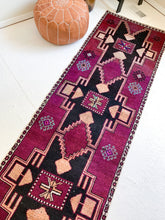 Load image into Gallery viewer, No. R1059 - 2.7&#39; x 10.6&#39; Vintage Turkish Runner Rug
