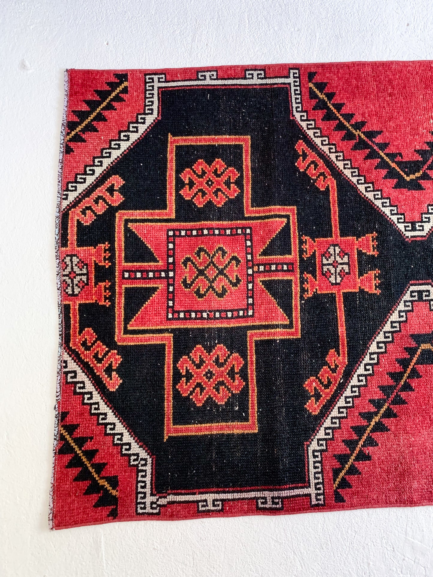 Reserved for Ann - No. R1058 - 3.0' x 9.6' Vintage Turkish Runner Rug