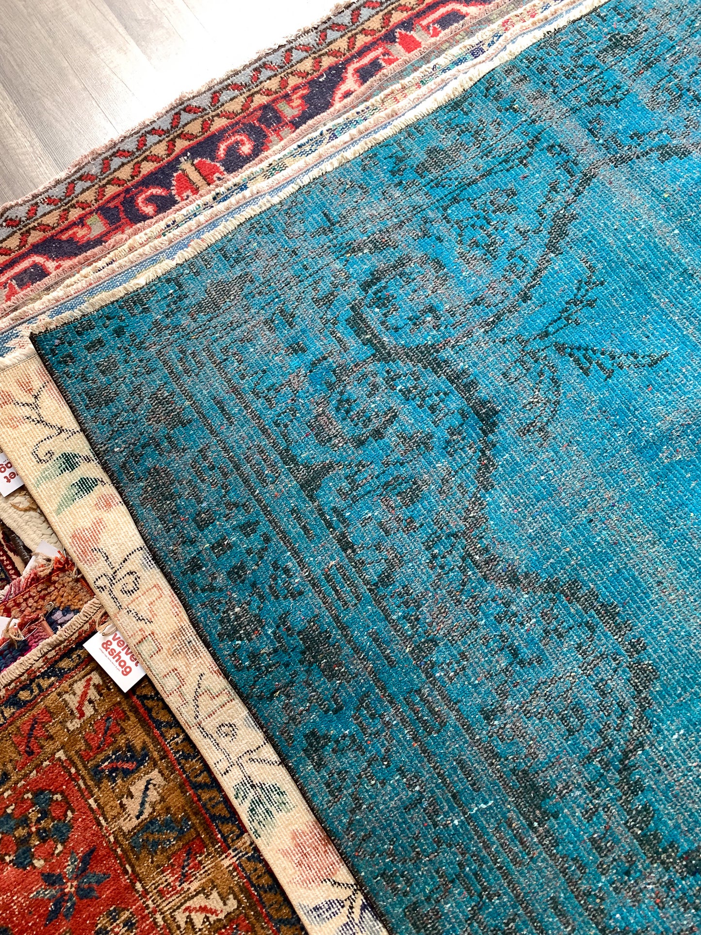 No. A1123 - 5.2' x 8.6' Vintage Turkish Area Rug