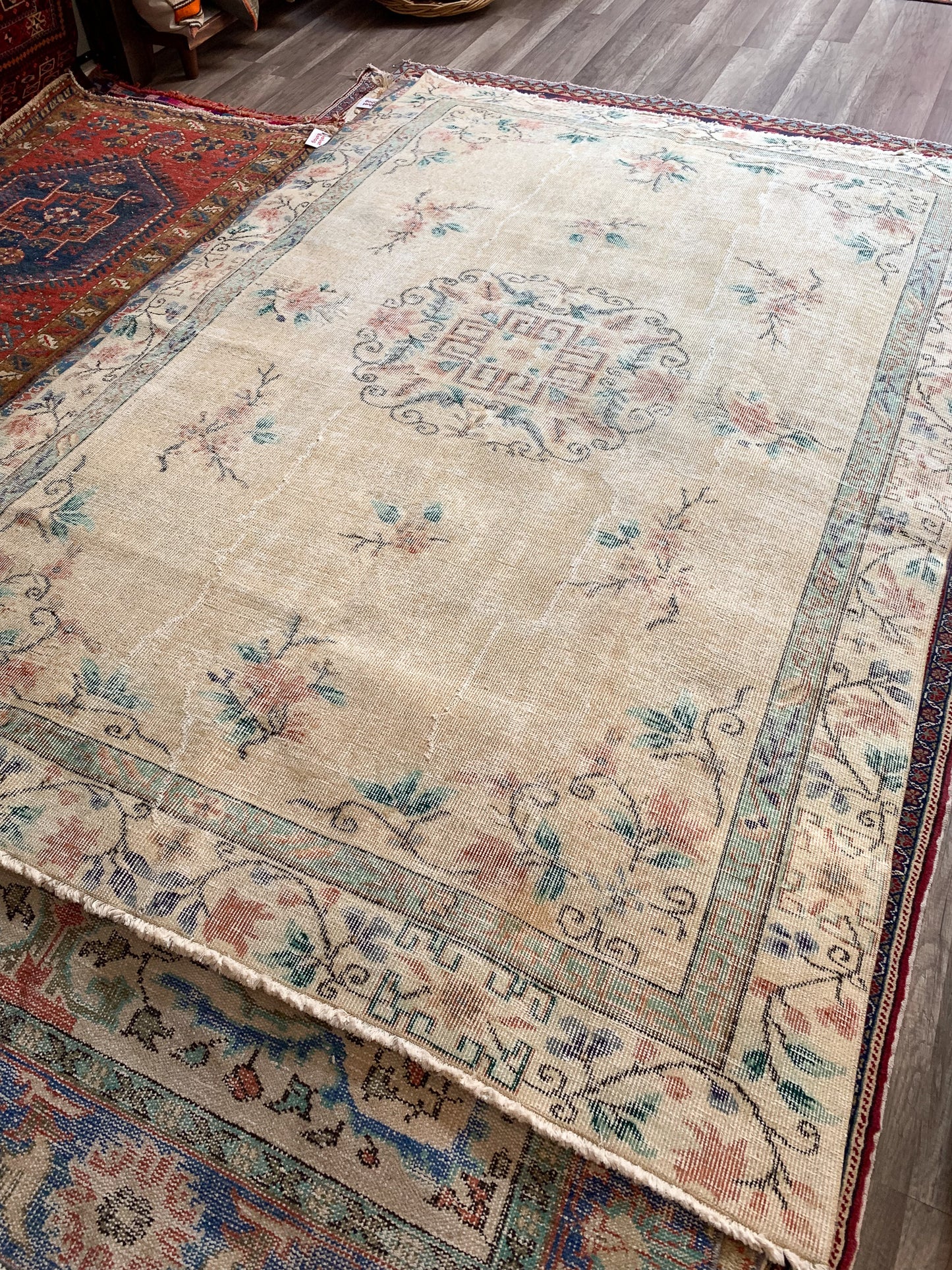 Reserved for Trisha - No. A1124 - 5.7' x 8.3' Vintage Turkish Area Rug