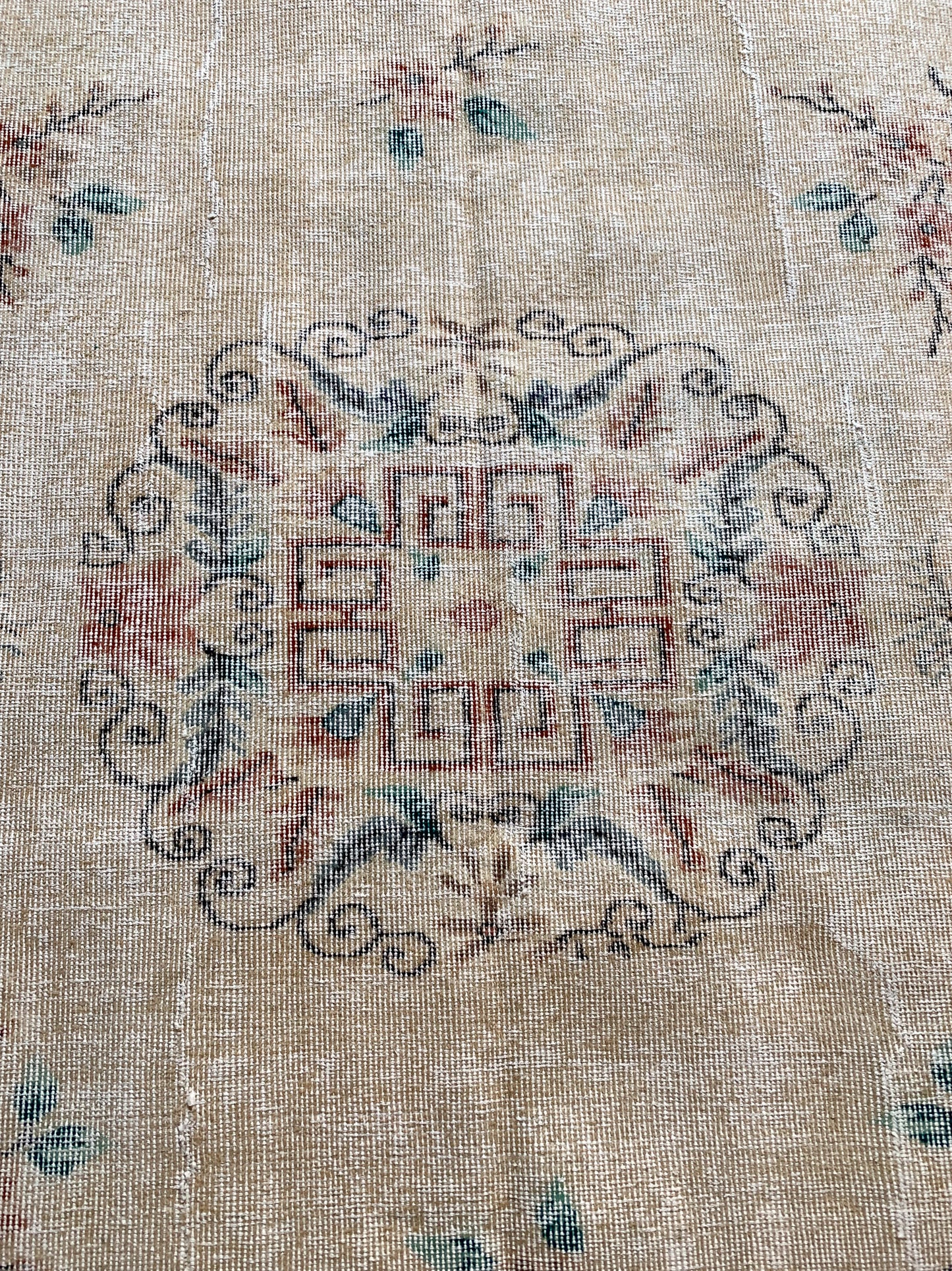 Reserved for Trisha - No. A1124 - 5.7' x 8.3' Vintage Turkish Area Rug