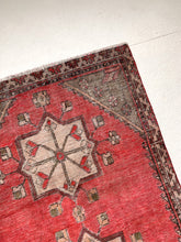 Load image into Gallery viewer, No. A1071 - 3.3&#39; x 6.2&#39; Vintage Turkish Area Rug
