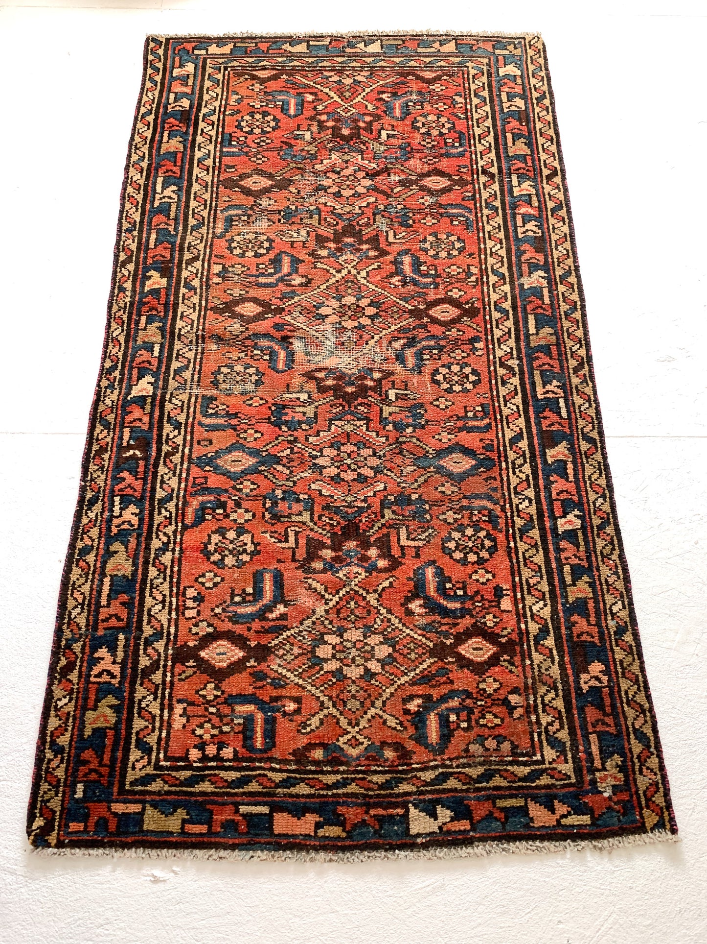 Reserved for Sarah - No. A1070 - 3.2' x 6.1' Vintage Persian Area Rug